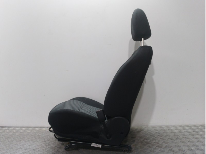 Recambio de asiento delantero derecho para nissan micra (k13) acenta referencia OEM IAM 876203HP0A  