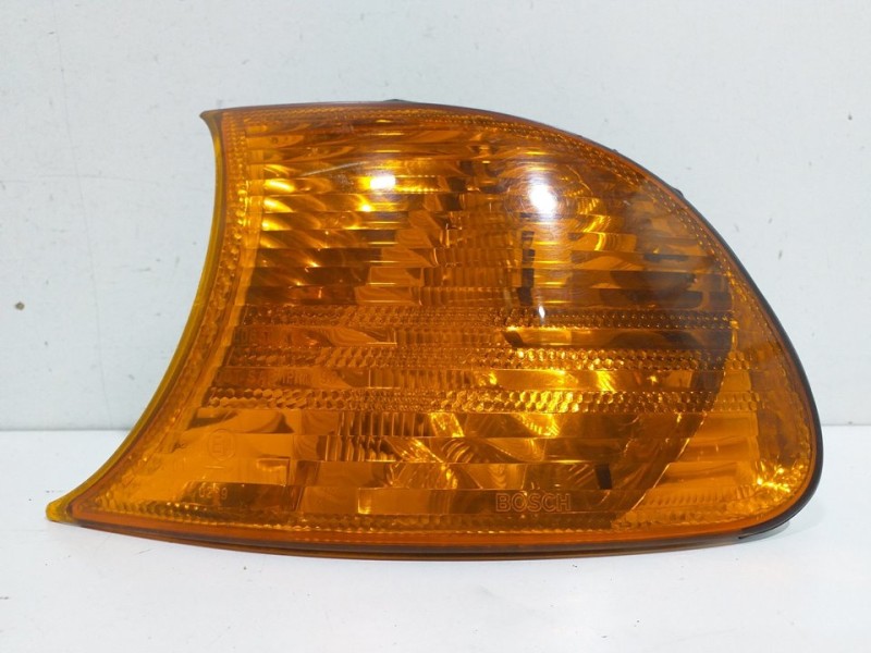 Recambio de piloto delantero izquierdo para bmw serie 3 berlina (e46) 318i referencia OEM IAM 1315106154  