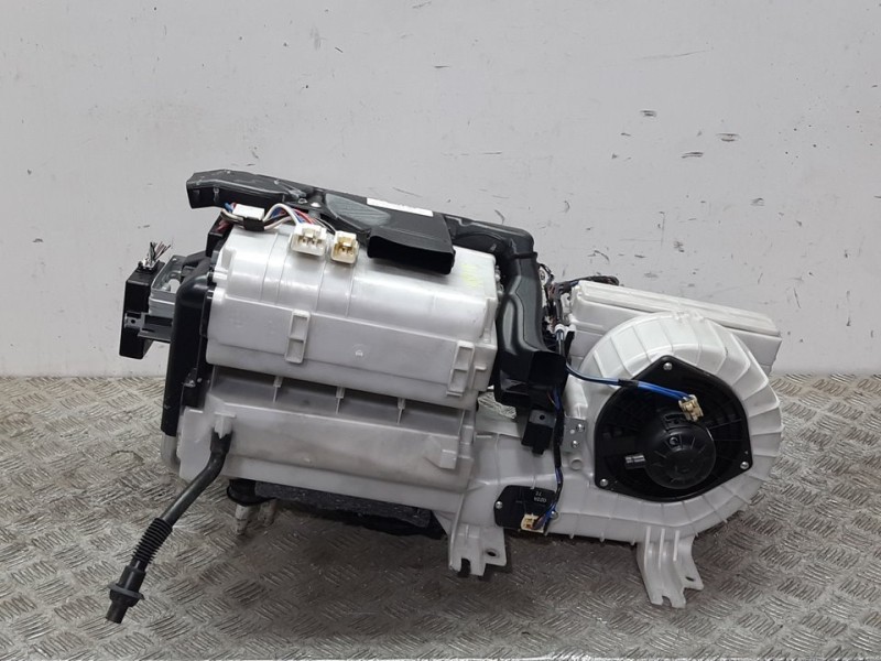 Recambio de calefaccion entera normal para citroën c-crosser exclusive referencia OEM IAM 7800A011 CAB142A077 CSA431D214
