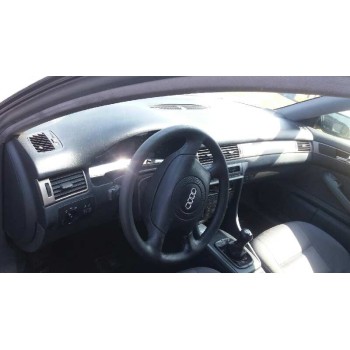 AUDI A6 BERLINA (4B2)