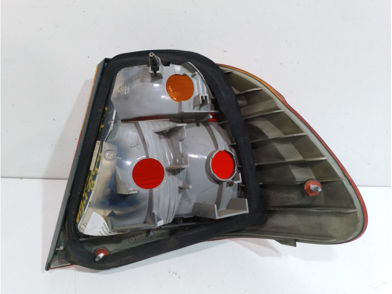 Recambio de piloto trasero izquierdo para bmw serie 3 berlina (e46) 330d referencia OEM IAM   