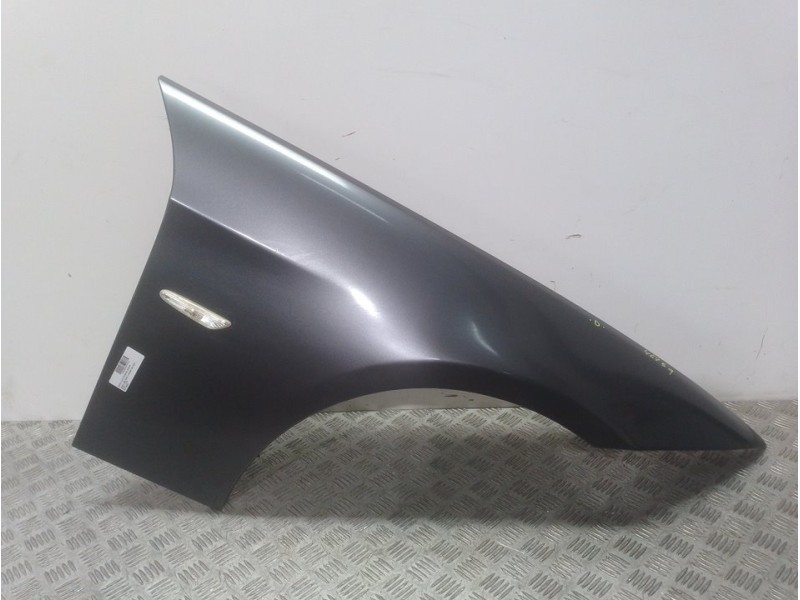 Recambio de aleta delantera derecha para bmw serie 3 touring (e91) 320d referencia OEM IAM  GRIS 