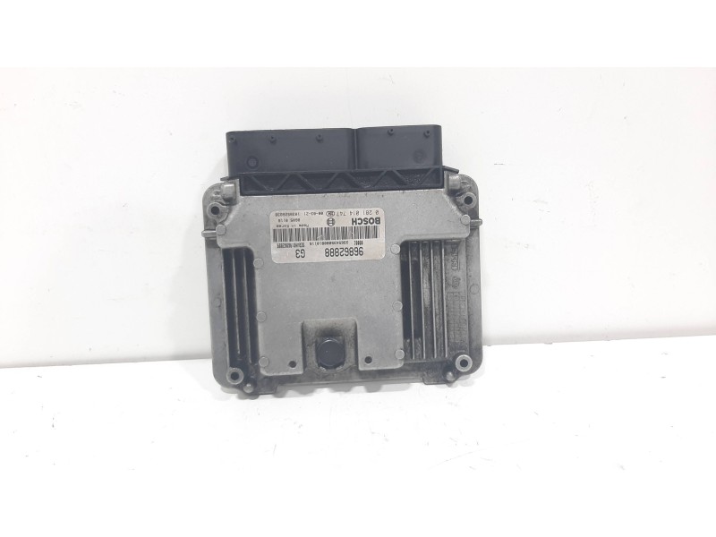 Recambio de centralita motor uce para chevrolet epica lt referencia OEM IAM 0281014747  