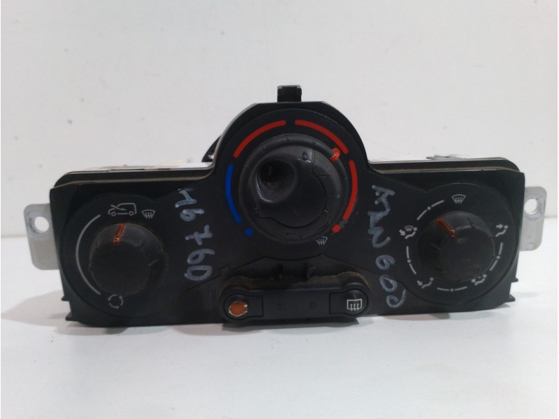 Recambio de mando calefaccion / aire acondicionado para renault kangoo furgón compact comfort referencia OEM IAM 275704758R  