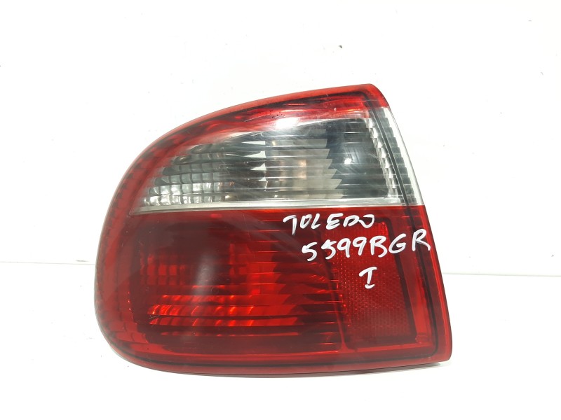 Recambio de piloto trasero izquierdo para seat toledo (1m2) signo referencia OEM IAM 1M5945111  