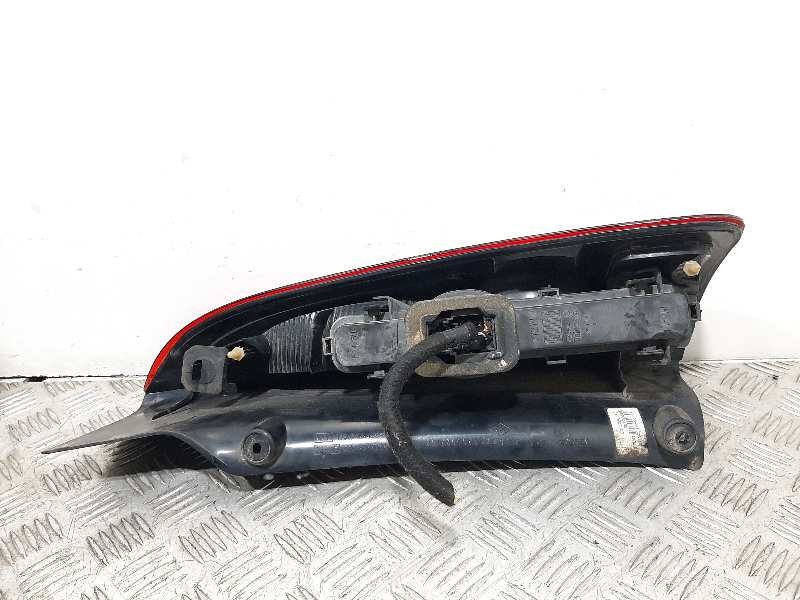 Recambio de piloto trasero izquierdo para renault espace iv (jk0) expression referencia OEM IAM   