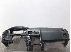 Recambio de salpicadero para ssangyong kyron 200 xdi limited referencia OEM IAM 7650B09010  