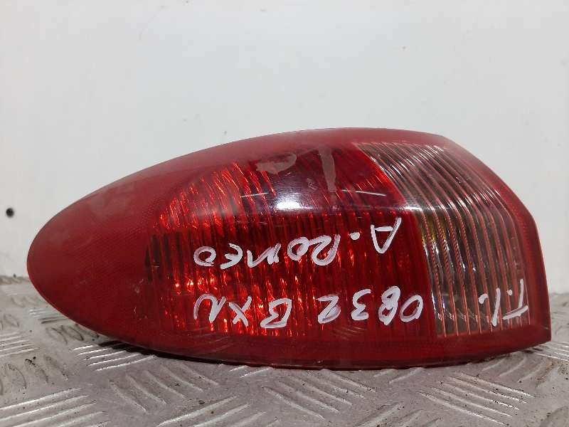 Recambio de piloto trasero izquierdo para alfa romeo 147 (190) 1.6 t.spark distinctive referencia OEM IAM    Recambio de piloto trasero izquierdo para alfa romeo 147 (190) 1.6 t.spark distinctive referencia OEM IAM