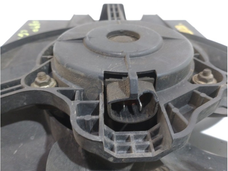 Recambio de electroventilador para ford fusion (cbk) ambiente referencia OEM IAM 1495677  