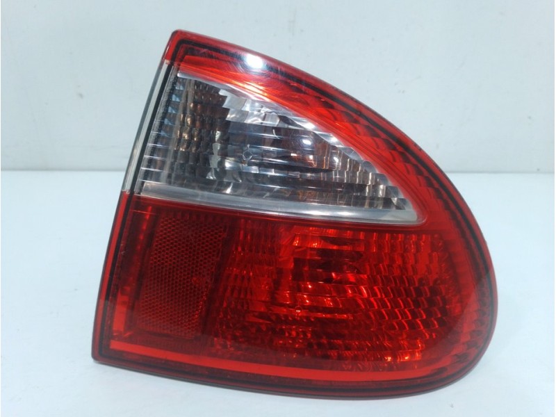 Recambio de piloto trasero derecho para seat leon (1m1) signo referencia OEM IAM 1M6945112  