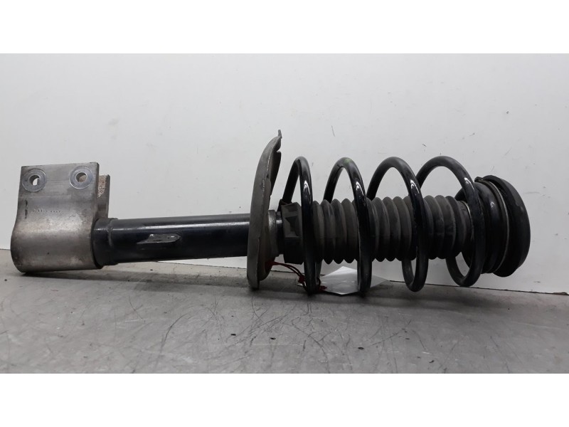 Recambio de amortiguador delantero izquierdo para citroën c4 lim. feel edition referencia OEM IAM 0081037H01  