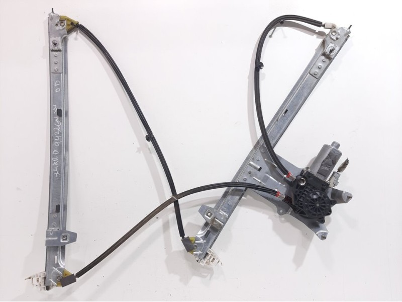 Recambio de elevalunas delantero derecho para citroën xsara picasso 1.6 hdi 90 sx referencia OEM IAM   