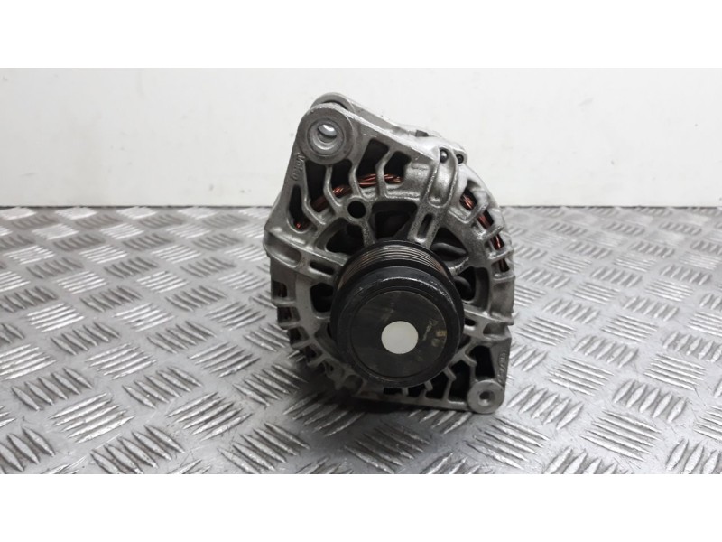 Recambio de alternador para hyundai ix20 gls comfort referencia OEM IAM 2616559  