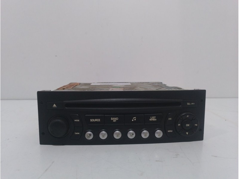 Recambio de sistema audio / radio cd para peugeot 207 xt referencia OEM IAM 96643697XT  