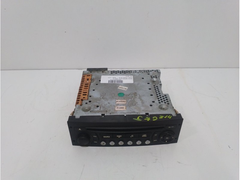 Recambio de sistema audio / radio cd para peugeot 207 xt referencia OEM IAM 96643697XT  