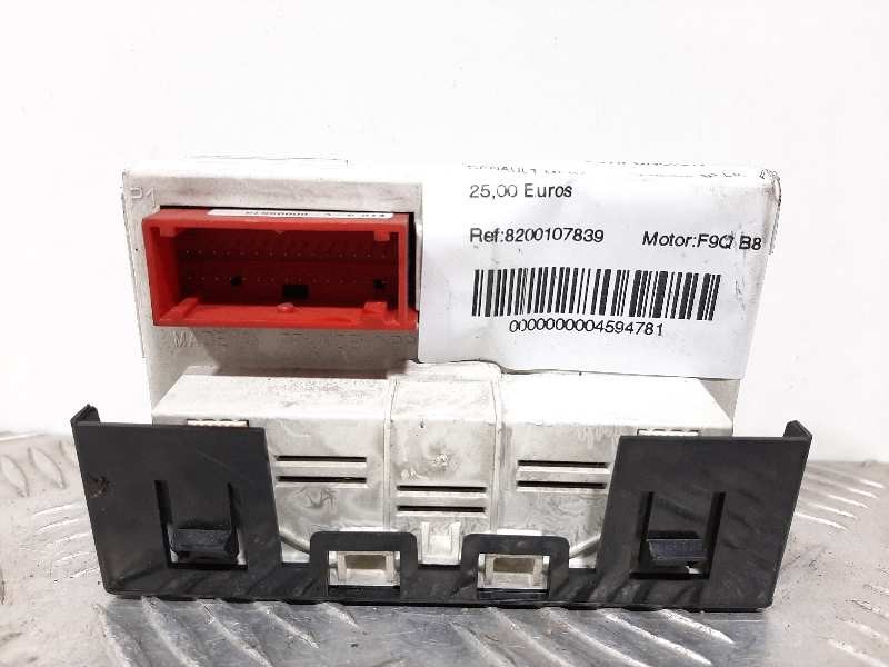 Recambio de pantalla multifuncion para renault megane ii berlina 3p luxe privilege referencia OEM IAM 8200107839   Recambio de pantalla multifuncion para renault megane ii berlina 3p luxe privilege referencia OEM IAM 8200107839
