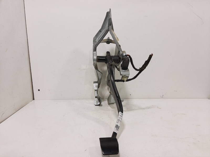 Recambio de pedal embrague para opel astra h ber. cosmo referencia OEM IAM   