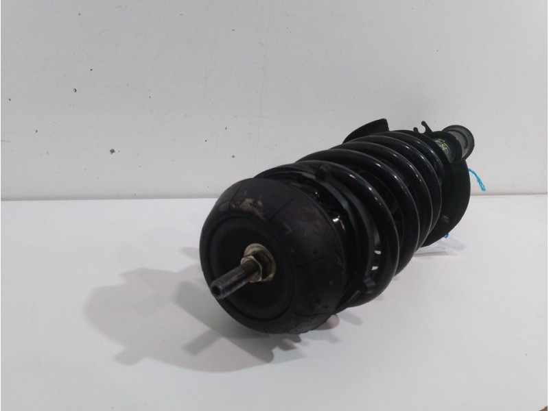 Recambio de amortiguador delantero izquierdo para opel zafira a elegance referencia OEM IAM 72119111   Recambio de amortiguador delantero izquierdo para opel zafira a elegance referencia OEM IAM 72119111