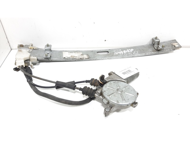 Recambio de elevalunas delantero derecho para kia rio ipanema berlina referencia OEM IAM 0K30C58560B  