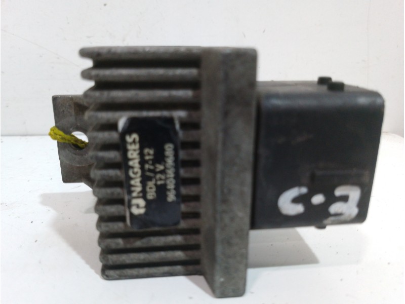 Recambio de caja precalentamiento para citroën c3 1.4 sx plus referencia OEM IAM 9640469680 7 PINES 