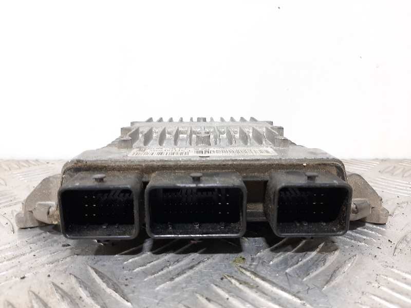 Recambio de centralita motor uce para citroën c2 furio referencia OEM IAM 9648624280 5WS40111E 