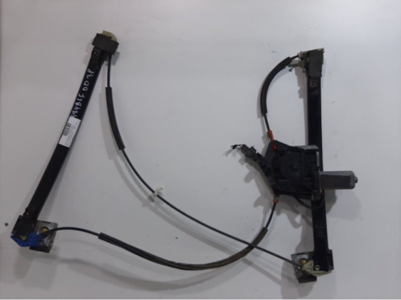 Recambio de elevalunas delantero derecho para seat ibiza (6k1) sport referencia OEM IAM 6K3837402G  