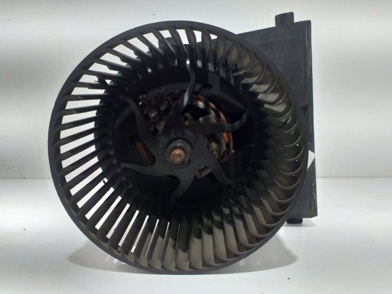 Recambio de motor calefaccion para seat leon (1m1) sport referencia OEM IAM 657880  