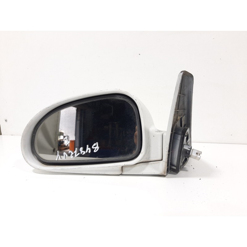 Recambio de retrovisor izquierdo para hyundai coupe (j2) 1.6 fx coupe referencia OEM IAM  BLANCO ELÉCTRICO