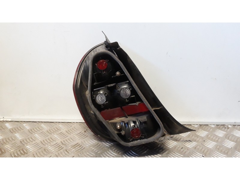 Recambio de piloto trasero derecho para citroën c5 berlina 1.8 16v premier referencia OEM IAM 6351N8  