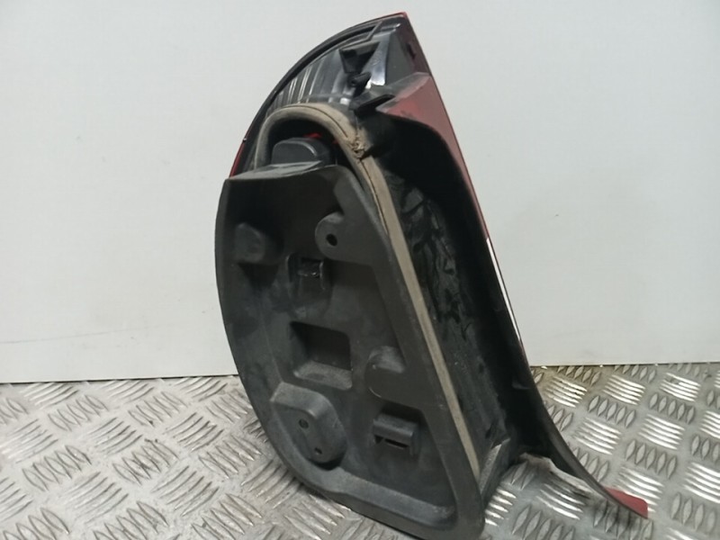 Recambio de piloto trasero derecho para citroën c5 berlina 2.0 hdi x referencia OEM IAM   