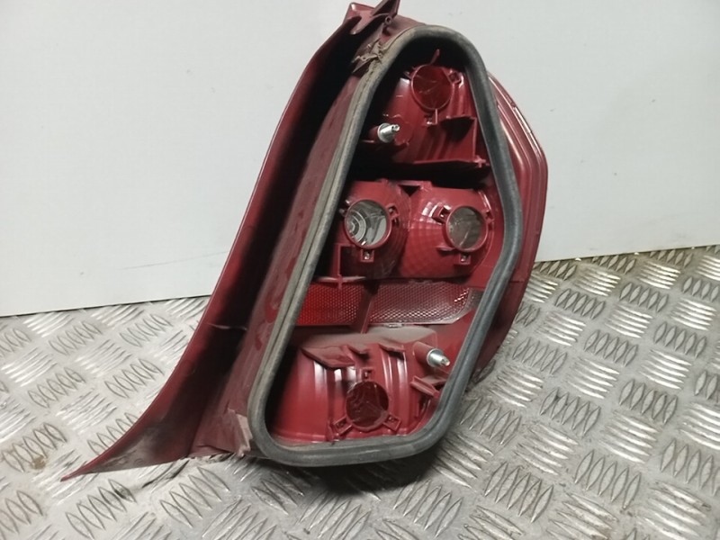 Recambio de piloto trasero izquierdo para citroën c5 berlina 2.0 hdi x referencia OEM IAM   