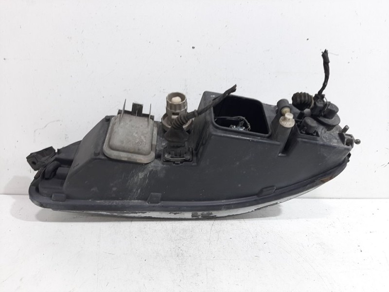 Recambio de faro derecho para fiat brava (182) 1.8 16v / 16v 115 elx referencia OEM IAM    Recambio de faro derecho para fiat brava (182) 1.8 16v / 16v 115 elx referencia OEM IAM