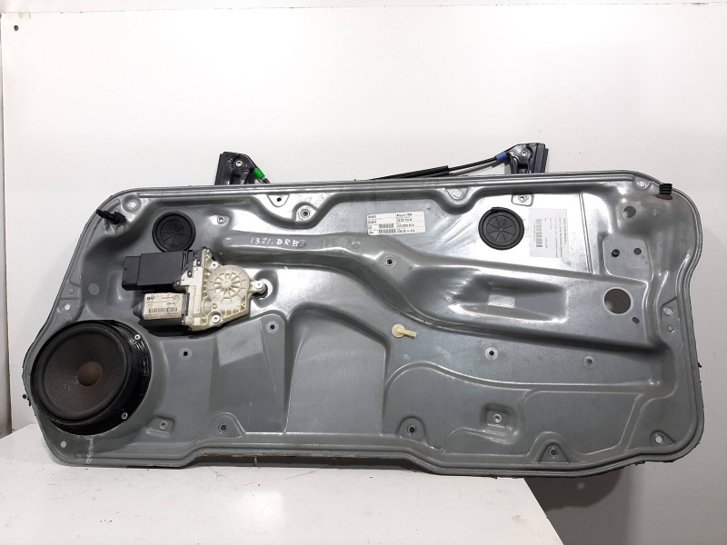 Recambio de elevalunas delantero derecho para volkswagen golf iv berlina (1j1) conceptline referencia OEM IAM   