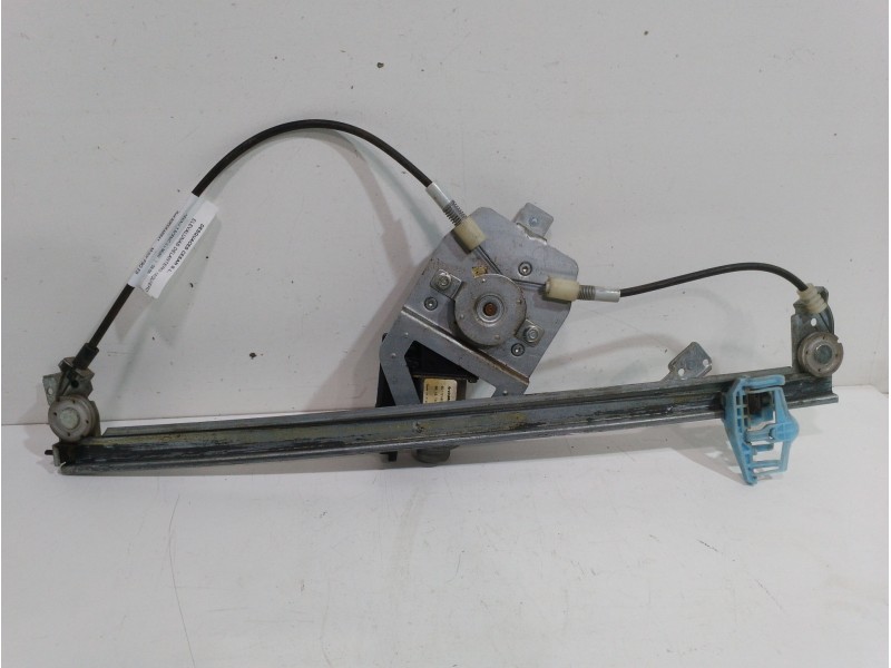 Recambio de elevalunas delantero izquierdo para renault scenic ii i- music referencia OEM IAM 8200646841  