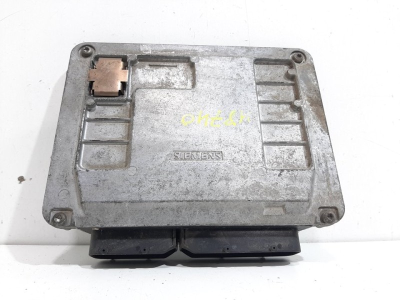 Recambio de centralita motor uce para seat ibiza (6l1) stella referencia OEM IAM 03E906033D 5WP4012104 
