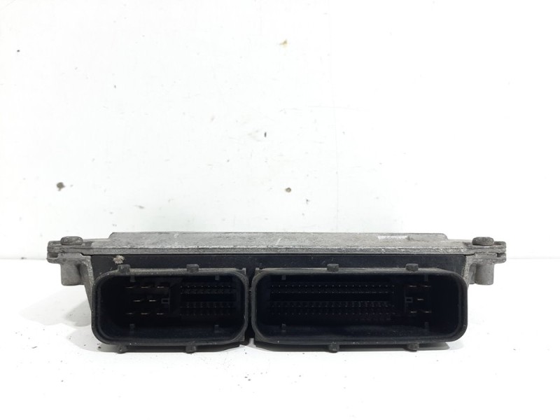 Recambio de centralita motor uce para seat ibiza (6l1) stella referencia OEM IAM 03E906033D 5WP4012104 