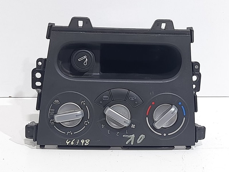 Recambio de mando calefaccion / aire acondicionado para opel agila b enjoy referencia OEM IAM 3946051K10  