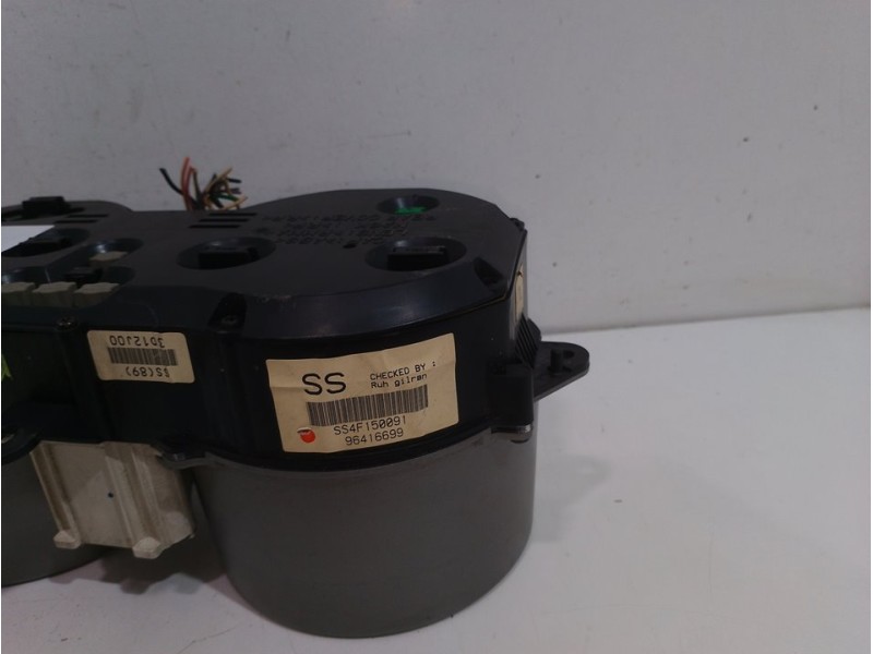 Recambio de cuadro instrumentos para daewoo kalos 1.4 sr referencia OEM IAM SS4F150091  