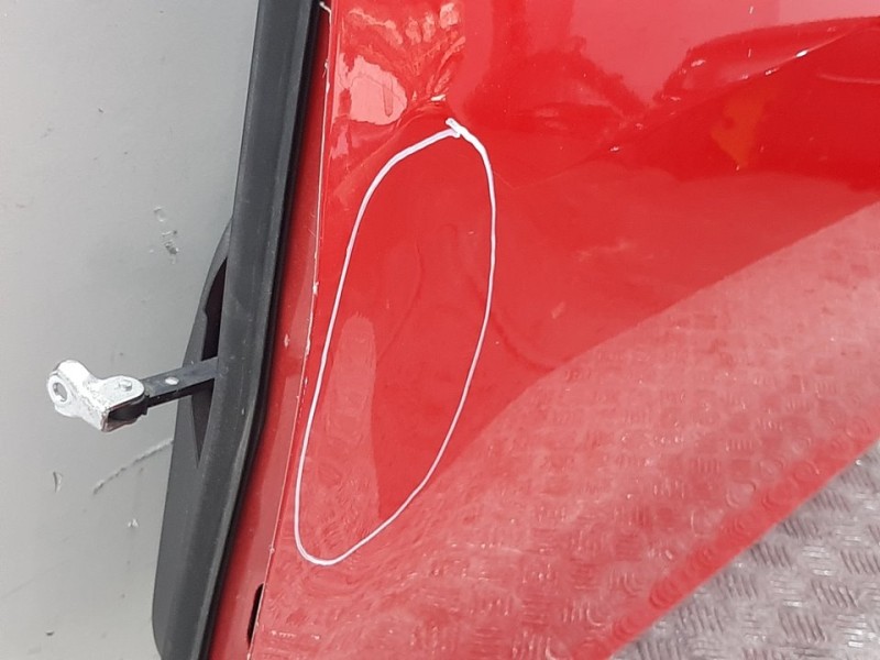 Recambio de puerta delantera izquierda para opel agila b enjoy referencia OEM IAM 93193291 ROJO 