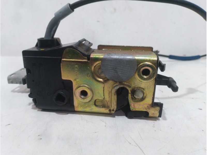 Recambio de cerradura puerta trasera derecha para citroën c4 berlina collection referencia OEM IAM 9681337180  