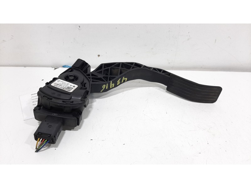 Recambio de pedal acelerador para peugeot 207 xs pack referencia OEM IAM   