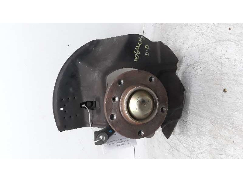 Recambio de mangueta delantera derecha para bmw serie 3 berlina (e46) 320d edition advance referencia OEM IAM 31211096430  