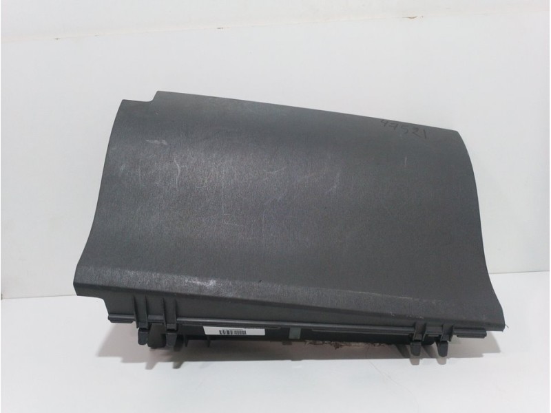 Recambio de guantera para toyota prius (nhw30) advance referencia OEM IAM  5555047080 5555247070