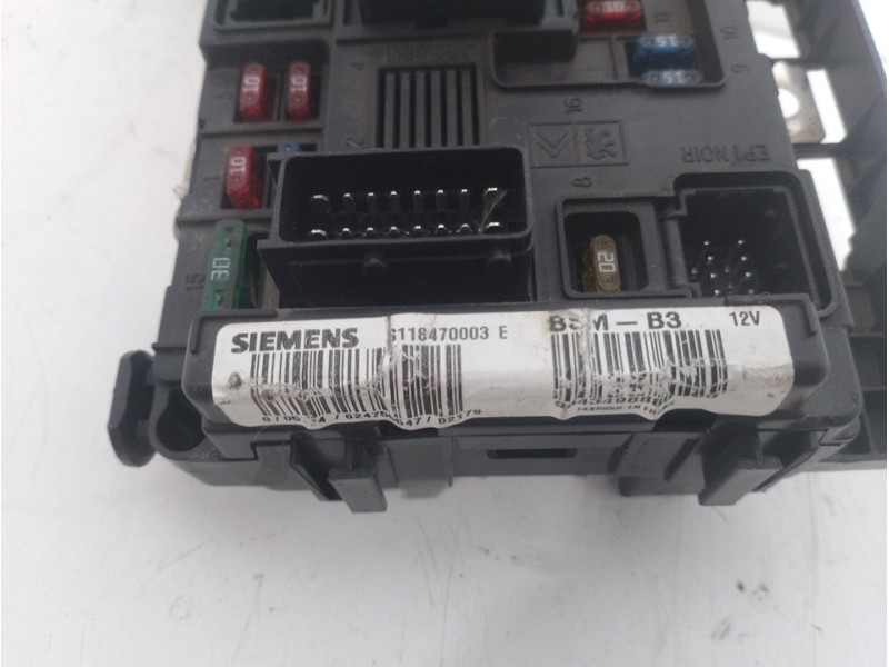 Recambio de caja reles / fusibles para citroën c3 1.4 collection referencia OEM IAM   