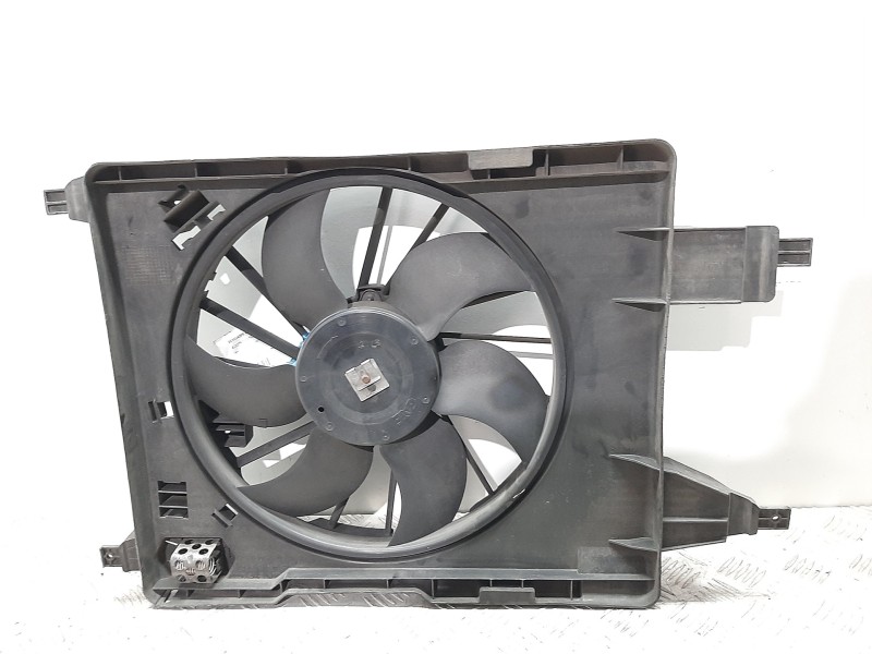 Recambio de electroventilador para renault scenic ii authentique referencia OEM IAM 7701070299  