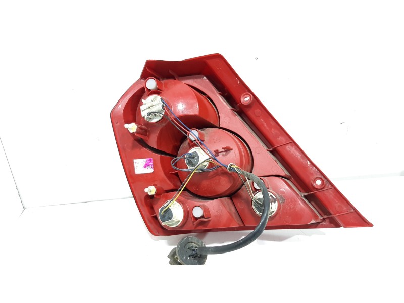 Recambio de piloto trasero derecho para daewoo kalos 1.2 se referencia OEM IAM 96540269  