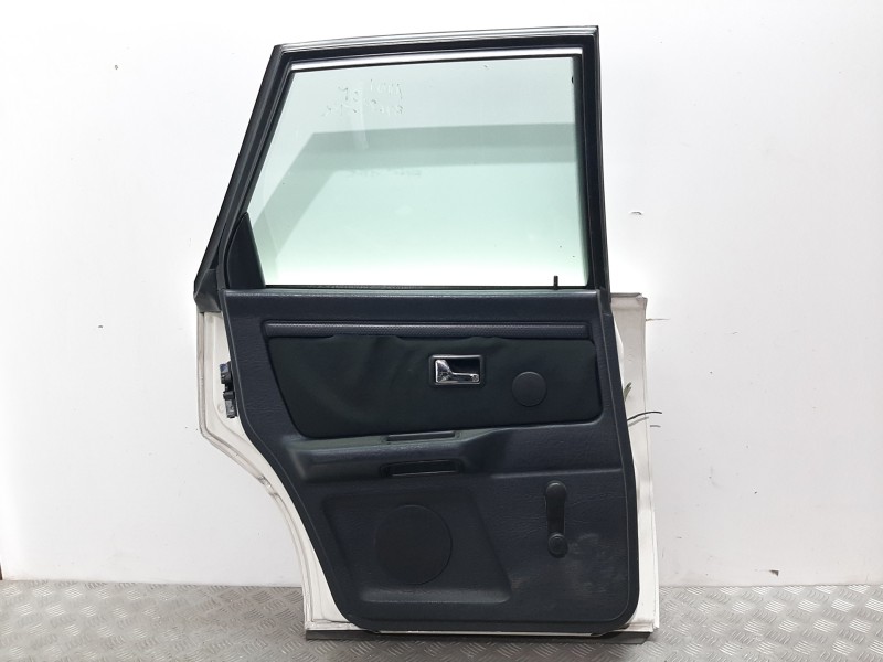 Recambio de puerta trasera izquierda para audi 80 avant básico avant referencia OEM IAM  BLANCO 