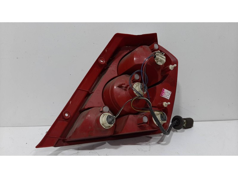 Recambio de piloto trasero izquierdo para daewoo kalos 1.2 se referencia OEM IAM 96540268  