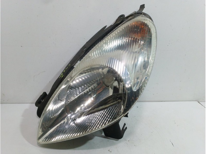 Recambio de faro izquierdo para citroën xsara picasso 2.0 hdi referencia OEM IAM   