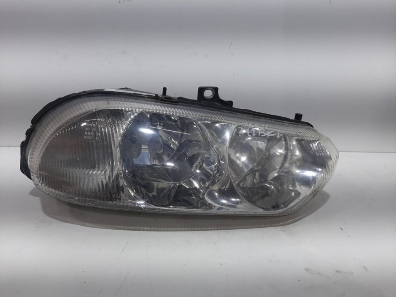 Recambio de faro derecho para alfa romeo 156 (116) 1.6 t.spark progression referencia OEM IAM   